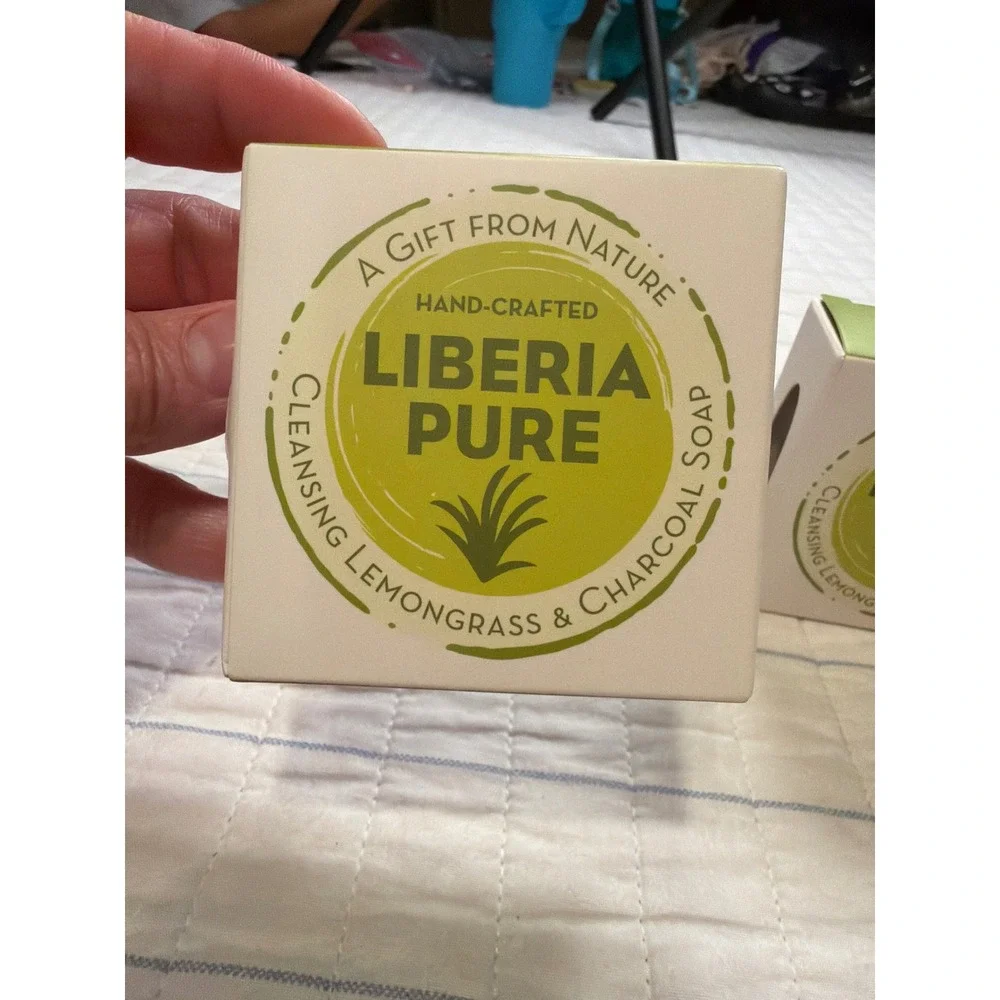Liberia Pure Cleansing Lemongrass & Charcoal Soap Hand-Crafted Natural 100g‎ 3pk